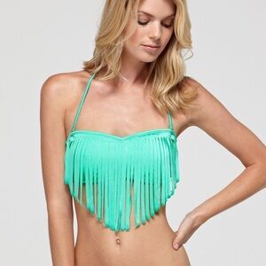 Roxy Fringe Bandeau Bikini Top. Medium 💗